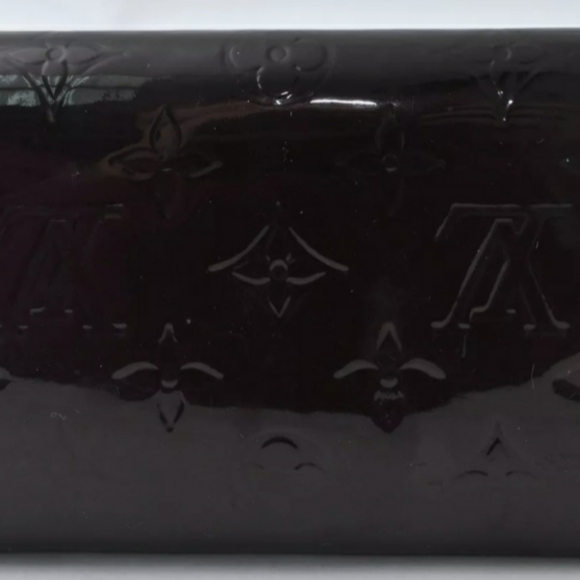 Louis Vuitton Vernis Portefeuille Sarah Wallet